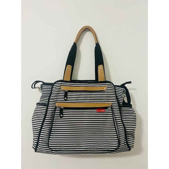 SKIP‎ HOP DIAPER BAG - Picture 1 of 12